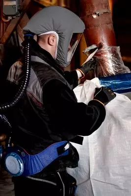 3M VERSAFLO S-300 Osłona głowy wysokotrwała ze zintegrowaną więźbą