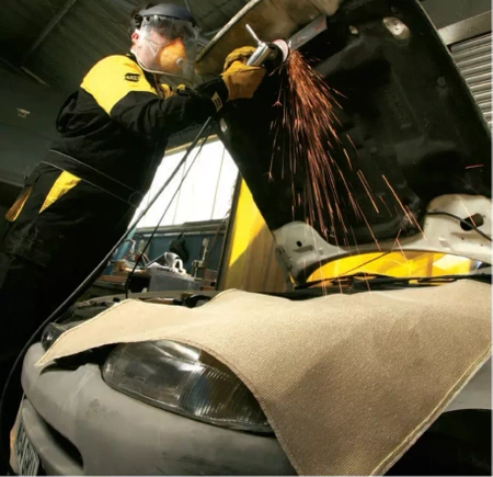 Koc spawalniczy ESAB 906 czarny, 750 C