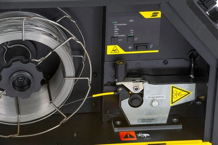 Urządzenie kompaktowe ESAB RUSTLER EM 203C + uchwyt